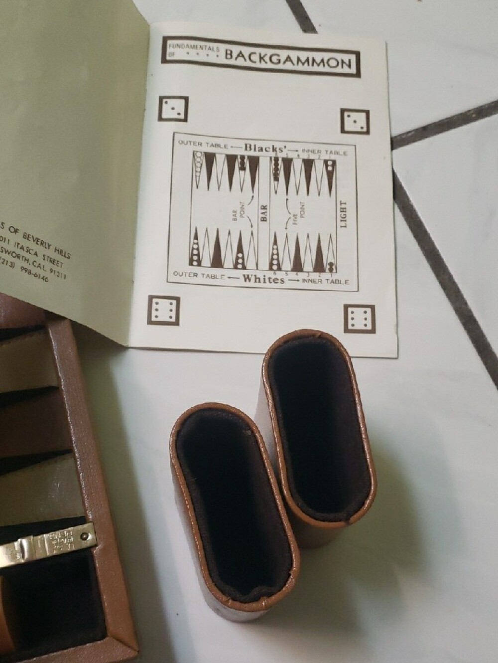 Vintage brown classic Backgammon Set with Dice and Chips, leather suitcase style - Picture 7 of 12
